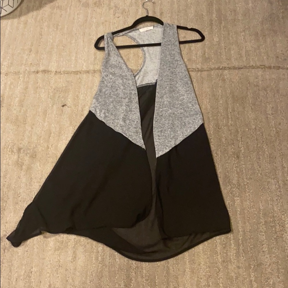 Cute color block vest